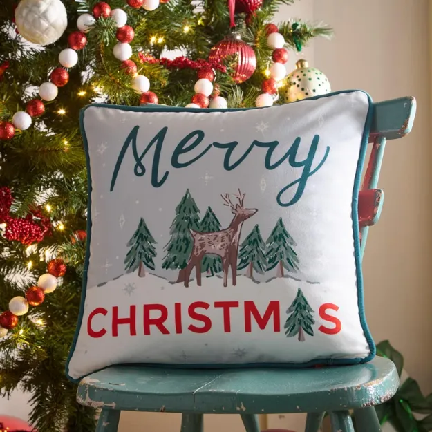 Bild von Merry Christmas Deer Green Filled Cushion - 43 x 43 cm - Kissenfüllung inkl.